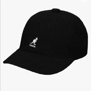 NWT Kids Black Bermuda Spacecap